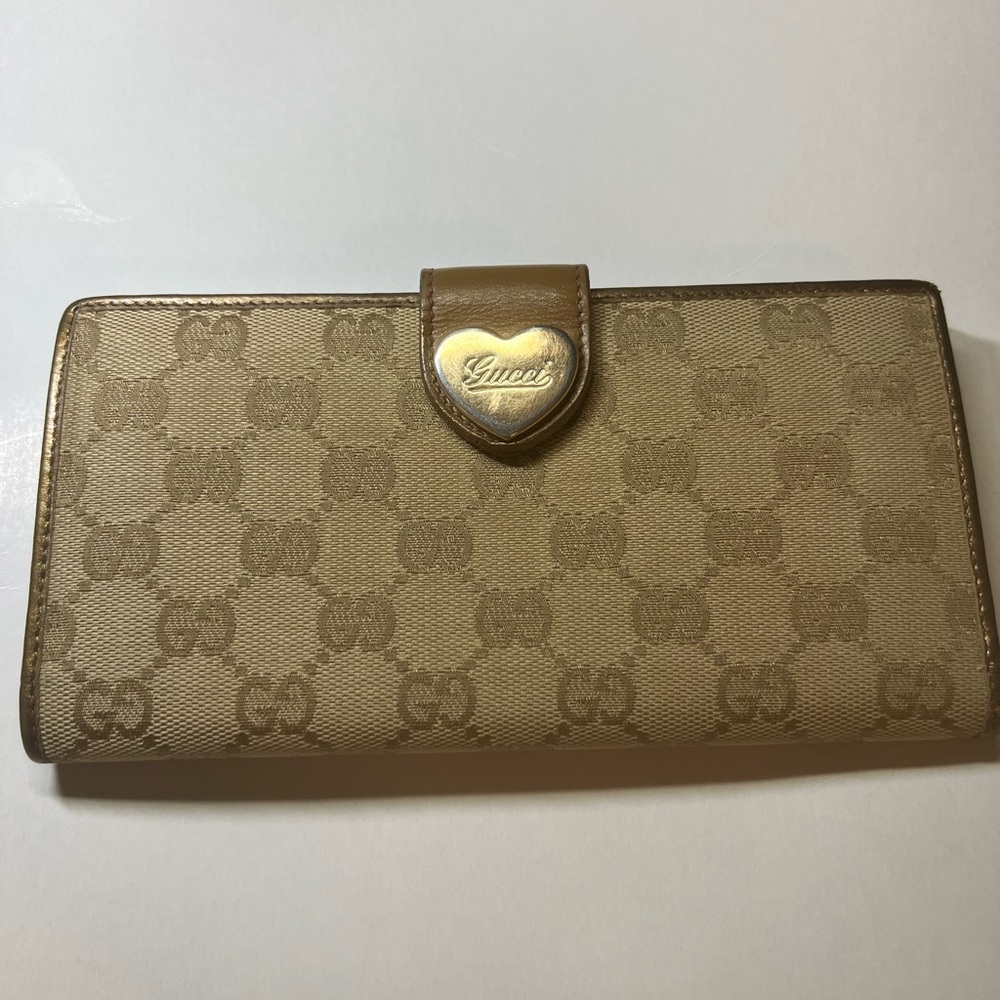 Gucci wallet